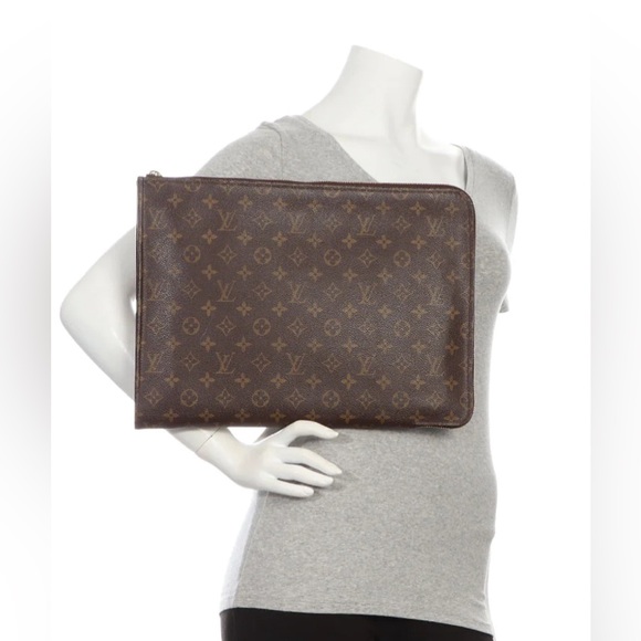 Louis Vuitton Zip Portfolio *RARE* - Picture 15 of 15